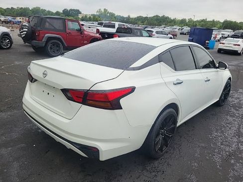 Used 2020 Nissan Altima 2.5 S FWD image 4