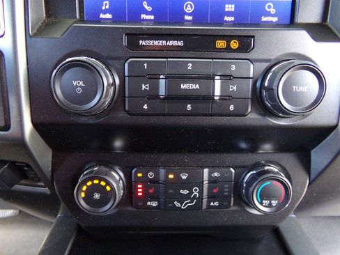 Used 2021 Ford F250 XLT w/ XLT Premium Package AWD/4WD image 60