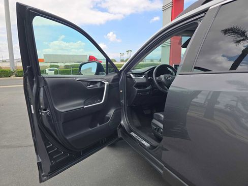 Certified 2020 Toyota RAV4 TRD Off-Road AWD/4WD image 21