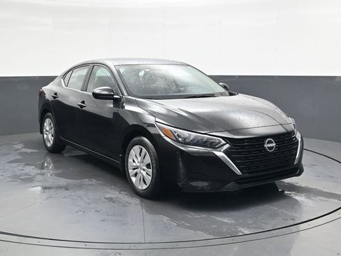 Used 2024 Nissan Sentra S FWD image 2