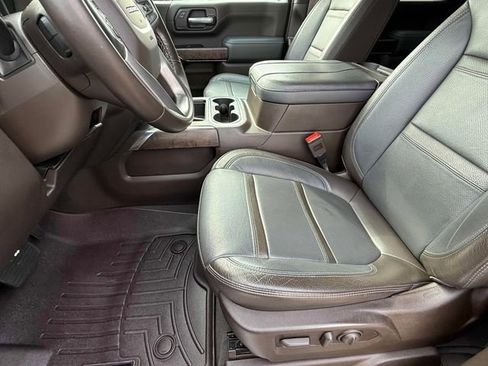 Used 2023 GMC Sierra 3500 Denali image 13