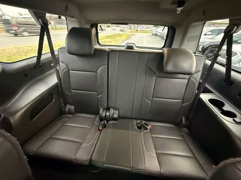 Used 2017 GMC Yukon XL Denali w/ Open Road Package image 22