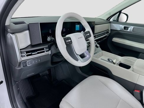 New 2026 Hyundai Santa Fe SE FWD image 9