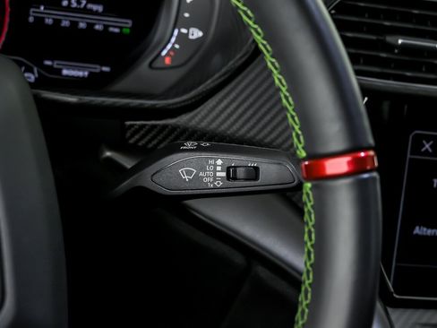 Used 2024 Lamborghini Urus Performante AWD/4WD image 36