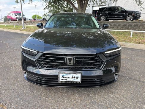 Used 2023 Honda Accord Touring image 8