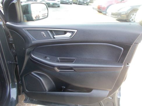 Used 2022 Ford Edge SE w/ Black Appearance Package AWD/4WD image 15
