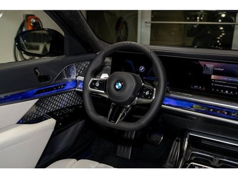 New 2026 BMW 760i xDrive w/ Executive Package image 83