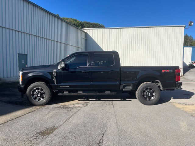 Used 2023 Ford F250 Lariat w/ Lariat Ultimate Package AWD/4WD image 6