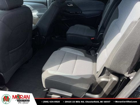 Used 2020 Chevrolet Traverse LT FWD image 13