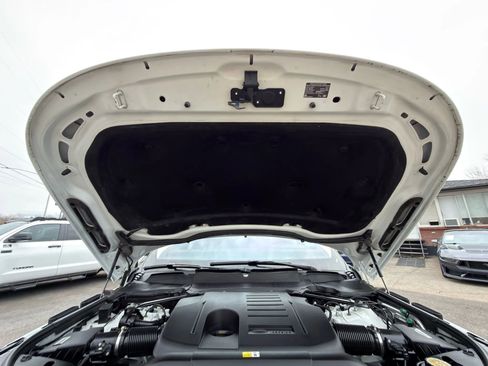 Used 2022 Land Rover Range Rover Westminster Edition image 3