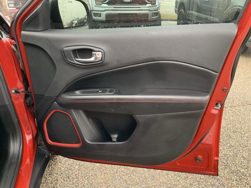 Used 2018 Jeep Compass Trailhawk w/ Navigation Group image 53