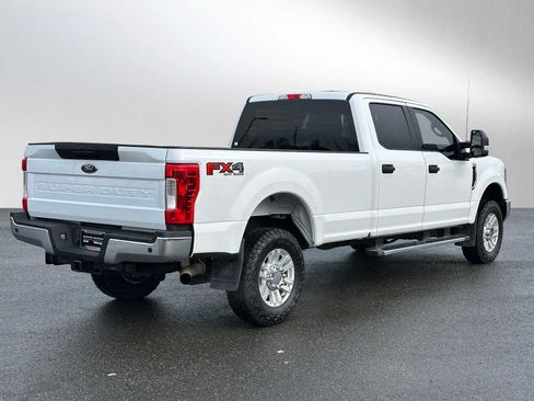 Used 2019 Ford F350 XLT w/ XLT Value Package image 3