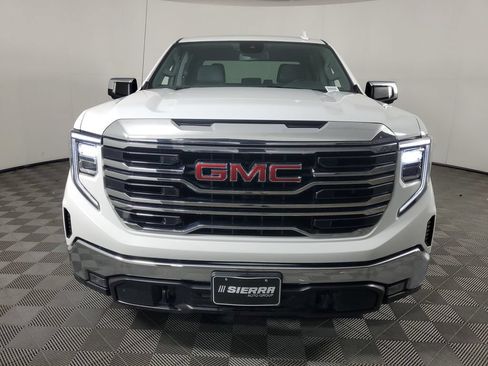Used 2025 GMC Sierra 1500 SLT RWD image 9