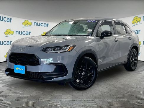 Used 2025 Honda HR-V Sport image 3