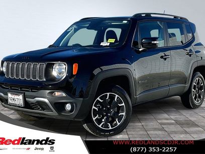 Certified 2023 Jeep Renegade Latitude w/ Sun/Sound Group