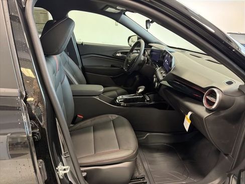 New 2026 Chevrolet Trax RS w/ Driver Confidence Package FWD image 20