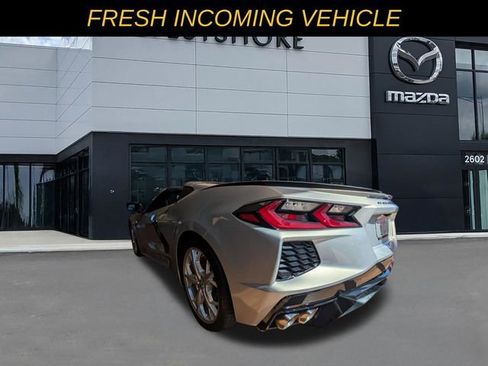 Used 2022 Chevrolet Corvette Stingray Premium Cpe w/ Engine Appearance Package image 4