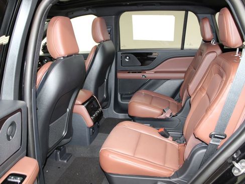 New 2026 Lincoln Aviator Reserve image 25
