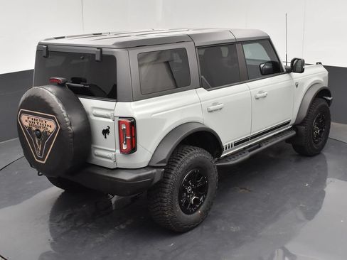 Used 2021 Ford Bronco First Edition AWD/4WD image 29