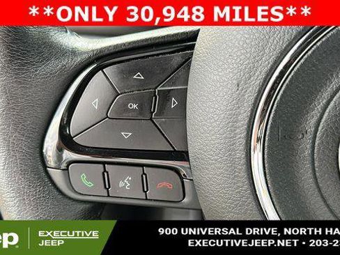 Certified 2022 Jeep Renegade Altitude w/ Convenience Group image 11