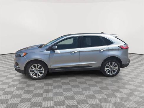 Certified 2024 Ford Edge Titanium AWD/4WD image 2