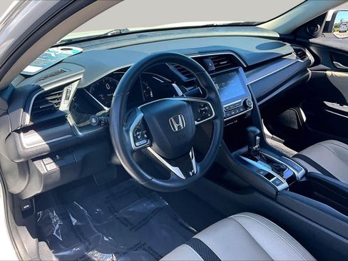 Used 2020 Honda Civic EX-L image 17
