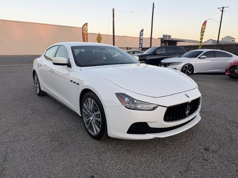 Used 2015 Maserati Ghibli image 3