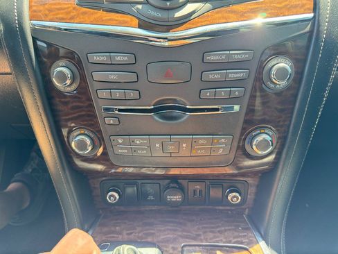 Used 2018 Nissan Armada Platinum w/ Captain Seat Package RWD image 38