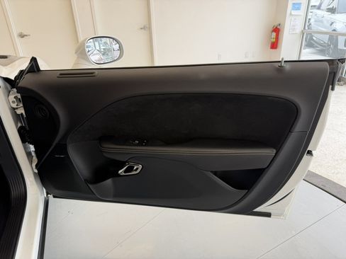 Used 2018 Dodge Challenger SRT Hellcat image 41