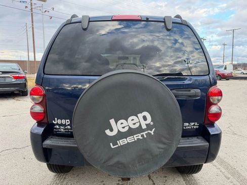 Used 2007 Jeep Liberty Limited image 4