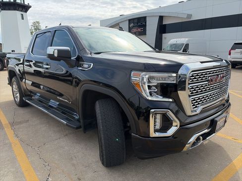 Used 2022 GMC Sierra 1500 Denali w/ Driver Alert Package II AWD/4WD image 1