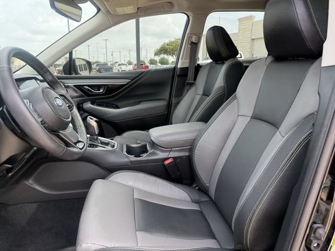 Used 2025 Subaru Outback Onyx Edition XT w/ Popular Package #2 AWD/4WD image 25