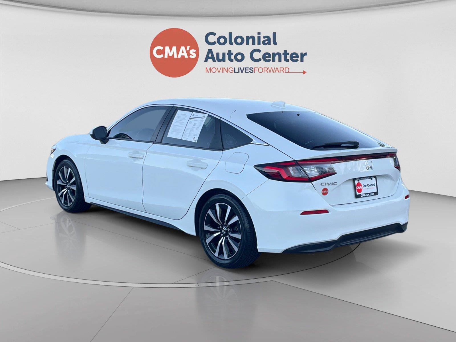 Used 2024 Honda Civic EX-L image 3