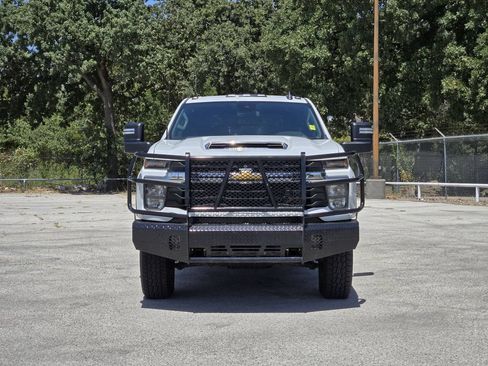 Used 2024 Chevrolet Silverado 3500 LT w/ Convenience Package AWD/4WD image 2