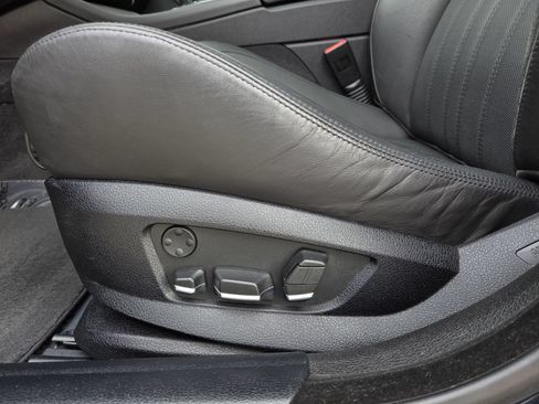 Used 2013 BMW M5 RWD image 16