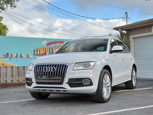 Used 2017 Audi Q5 2.0T Premium Plus w/ Technology Package AWD/4WD image 1
