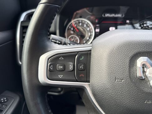 Used 2023 RAM 1500 Big Horn AWD/4WD image 29