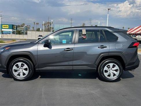 Certified 2020 Toyota RAV4 LE AWD/4WD image 2