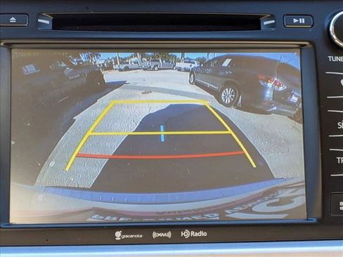 Used 2019 Toyota Highlander Limited image 14