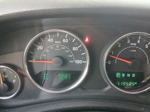 Used 2015 Jeep Wrangler Unlimited Sport AWD/4WD image 37