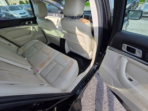 Used 2009 Lincoln MKS FWD image 18