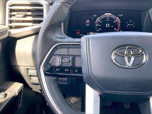 Used 2022 Toyota Tundra Platinum RWD image 10