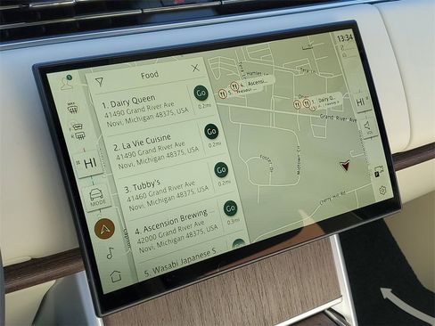 New 2026 Land Rover Range Rover Long Wheelbase SE image 21