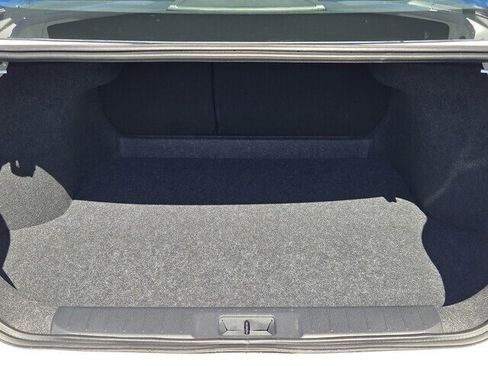 New 2025 Nissan Sentra SR image 11