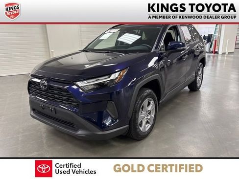 Used 2025 Toyota RAV4 XLE image 4