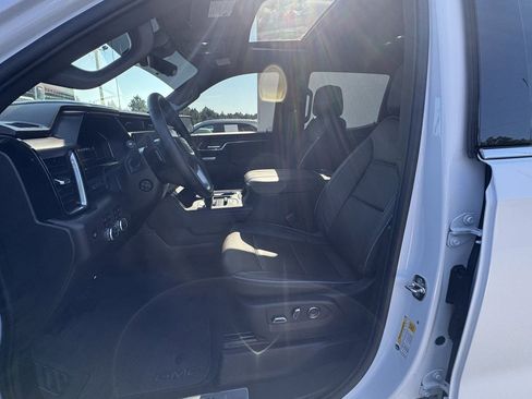 Used 2024 GMC Sierra 1500 Denali w/ Denali Reserve Package image 7