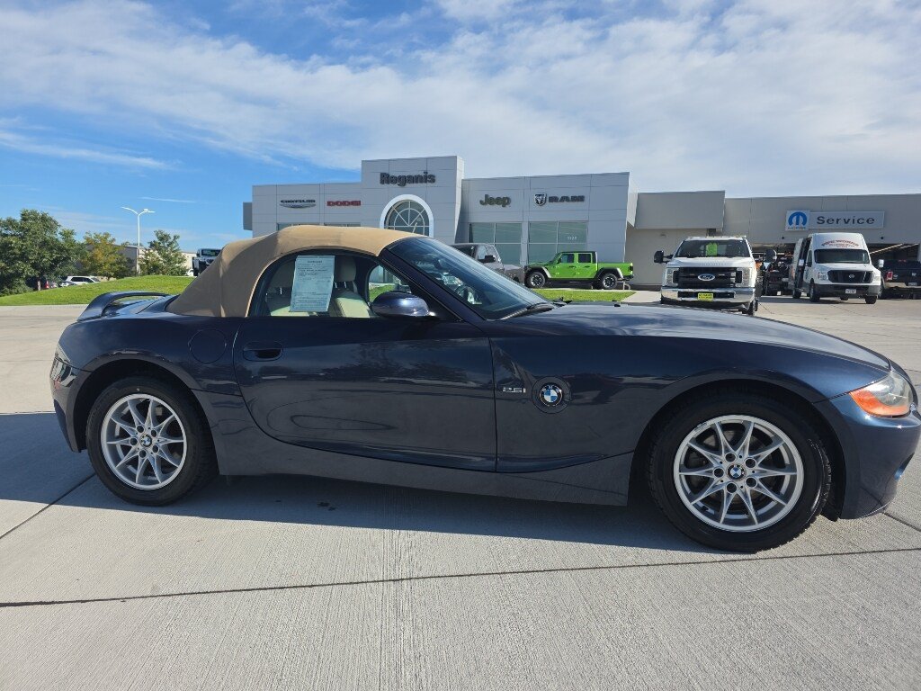 Used 2003 BMW Z4 2.5i RWD image 4