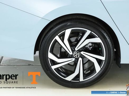 Used 2025 Volkswagen Jetta SEL image 13