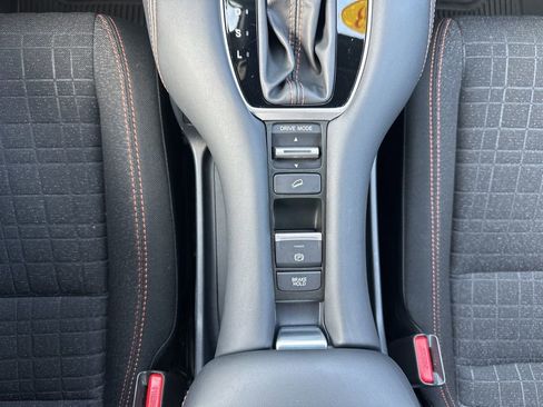 Used 2023 Honda HR-V Sport image 7