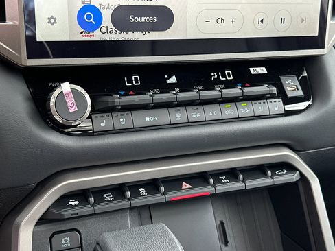 New 2026 Toyota Tundra Platinum AWD/4WD image 18